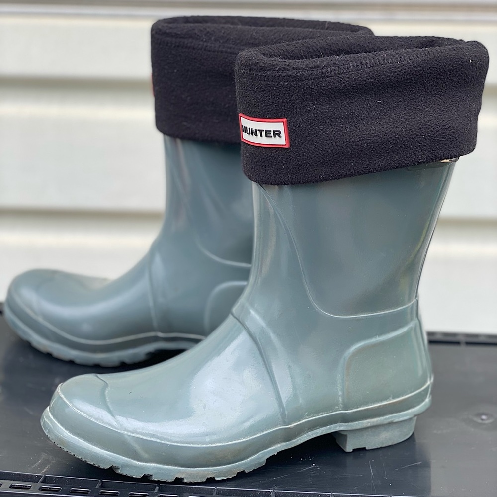 Hunter Original Short Gloss Grey Rain Boots with Hunter sock liner Women size 10